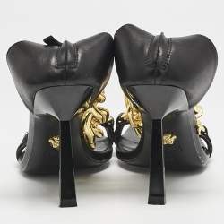 Pre Owned صندل فيرساتشي ميدوسا جلد رصاصي ميتالك سير كاحل بسلسلة مقاس 38