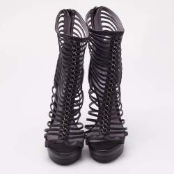 مملوكة مسبقًا حذاء بوت كاحل فرساتشي قفصي نعل سميك مقدمة مفتوحة جلد لامع ذهبي غير لامع ميتالك/ أسود مقاس 41