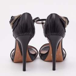 Versace Black Leather Flower Bow T- Strap Sandals Size 39        
