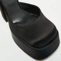 Pre Owned حذاء كعب عالي فيرساتشي ساتان أسود مزين بالكريستال بحزام للكاحل مع منصة مقاس 37.5