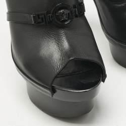 Pre Owned Versace Black Leather and Wooden Platform Medusa Sandals Size 39