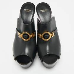 Pre Owned Versace Black Leather Medusa Insignia Slide Sandals Size 38.5
