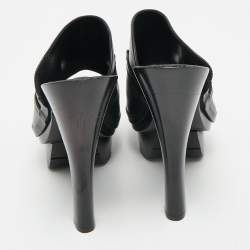 Pre Owned Versace Black Leather Medusa Insignia Slide Sandals Size 38.5