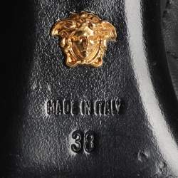 Pre Owned Versace Black Leather Medusa Pumps Size 38