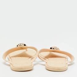 Pre Owned Versace Cream Rubber Alia Thong Flat Slides Size 38.5