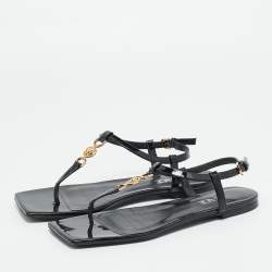 مملوكة مسبقًا Versace Medusa Size 38 Black Patent Leather Thong Flat Sandals