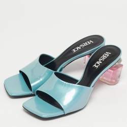 مملوكة مسبقًا صندل سلايد فيرساتشي جلد لامع أزرق مقاس 39