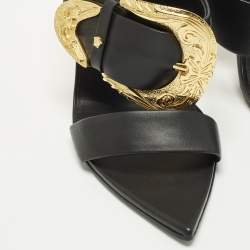 Pre Owned Versace Medusa Insignia Size 39 Black Leather Slide Sandals