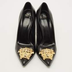 Pre Owned Versace Medusa Size 38.5 Black Leather Pumps