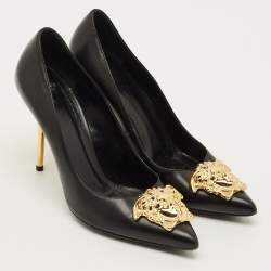 Pre Owned Versace Medusa Size 38.5 Black Leather Pumps