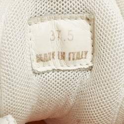 مملوكة مسبقًا حذاء رياضي فيرساتشي رياكشن جلد وسويدي أبيض / بنفسجي بسلسلة مقاس 39.5