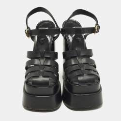 مملوكة مسبقًا صندل فيرساتشي منصة جلد أسود مدوسة مقاس 36