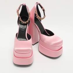 Pre Owned حذاء كعب عالي فيرساتشي ساتان أخضر مرصع كريستال بكعب منصة ومشبك للكاحل مقاس 37