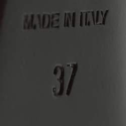 Pre Owned حذاء كعب عالي فيرساتشي ساتان أخضر مرصع كريستال بكعب منصة ومشبك للكاحل مقاس 37