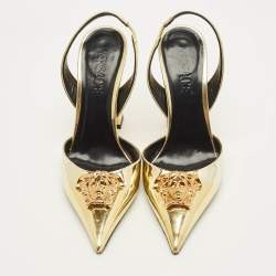 مملوكة مسبقًا Versace La Medusa Size 37 Gold Leather Slingback Pumps