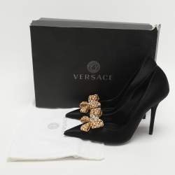 Pre Owned Versace Bow Size 38.5 Black Satin Pumps