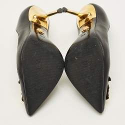 Pre Owned Versace Medusa Size 35.5 Black/Gold Leather Pumps