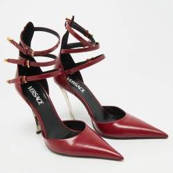 مملوكة مسبقًا Versace Pin-Point Size 40 Burgundy Brushed Leather Ankle Strap Pumps