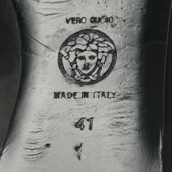 مملوكة مسبقًا Versace Medusa Size 41 Black Leather Ballet Flats