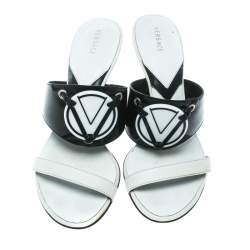 Versace Monochrome Leather Plaque Sandals Size 36