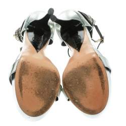 Versace Metallic Silver Patent Leather Flower Detail T Strap Sandals Size 40