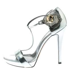 Versace Metallic Silver Patent Leather Flower Detail T Strap Sandals Size 40