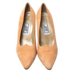 Pre Owned Versace Beige Suede Pointed Toe Pumps Size 38.5