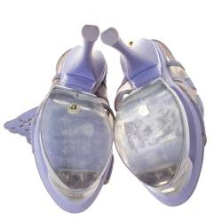 Pre Owned صندل فيرساتشي "لوسيت" نعل سميك و فتحة كعب تفريغات شبك و جلد بنفسجي فاتح مقاس 37