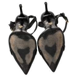 Pre Owned حذاء كعب عالي فيرساتشي مزين ميدوسا فتحة كعب جلد أسود مقاس 39