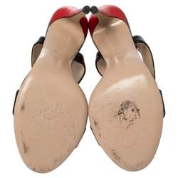 Pre Owned صندل فيرساتشي جلد لامع وجلد أحمر/أسود فتحة كعب مقاس 39