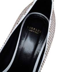 Pre Owned Versace White/Gold Leather Studded Medusa Pumps Size 39
