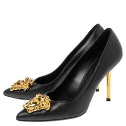Pre Owned Versace Black Leather Medusa Pointed Toe Pumps Size 37.5
