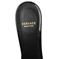 مملوكة مسبقًا Versace Black Patent Leather Medusa Heel Slide Sandals Size 40 
