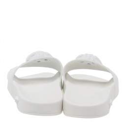 Pre Owned صندل سلايد فرساتشي ميدوسا مطاط أبيض مقاس 37