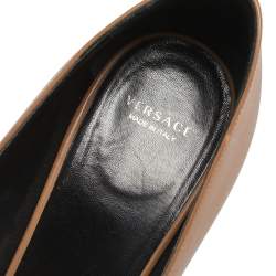 Pre Owned Versace Brown Leather Pointed Toe Pumps Size 40