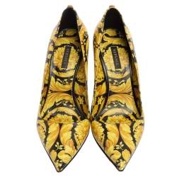 Pre Owned Versace Yellow/Black Barocco Print Leather Pointed-Toe Pumps Size 38