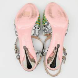 Pre Owned صندل فيرساتشي جلد مطبوع متعدد الألوان سير متقاطع فتحة كعب مقاس 37