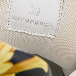 مملوكة مسبقًا Versace White Leather Baroque Printed Logo Low Top Sneakers Size 39