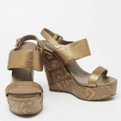 Pre Owned Versace Metallic Gold Leather Wedge Platform Sandals Size 40