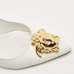 Pre Owned Versace White Leather Medusa Pointed Toe Pumps Size 39