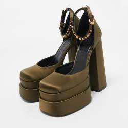 مملوكة مسبقًا Versace Olive Green Satin D'Orsay Crystal Embellished Platform Block Heel Ankle Strap Pumps Size 40