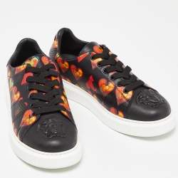 Pre Owned Versace Black Heart Printed Leather Medusa Sneakers Size 39