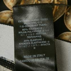 مملوكة مسبقًا شورت فيتمونتس جيرسي بطبعة عملات صفراء/سوداء مقاس متوسط (ميديوم)