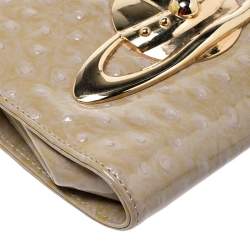 مملوكة مسبقًا Vivienne Westwood Beige Ostrich Embossed Ebury Chain Clutch
