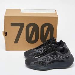 Yeezy x Adidas Black Knit Fabric 700 V3 Alvah Sneakers Size 39 1/3