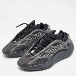 Pre Owned Yeezy x adidas Black Knit Fabric 700 V3 Alvah Sneakers Size 40