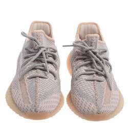 Pre Owned Yeezy x adidas Pink/Grey Knit Fabric Boost 350 V2 Synth Non-Reflective Sneakers Size 40 2/3