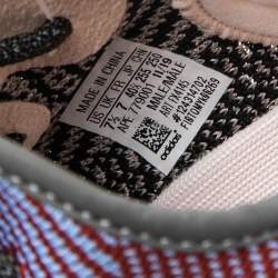 Pre Owned حذاء رياضي ييزي  x أديداس بوست 350 V2 يشيل تريكو قطن متعدد الألوان مقاس 36.5