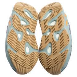 Pre Owned حذاء رياضي ييزي وأديداس بوست 700 في2غيودي جلد ونوبوك متعدد الألوان مقاس 38 2/3