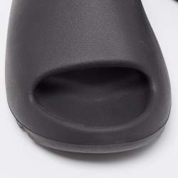 Pre Owned Yeezy x Adidas Black Rubber Onyx Flat Slides Size 37